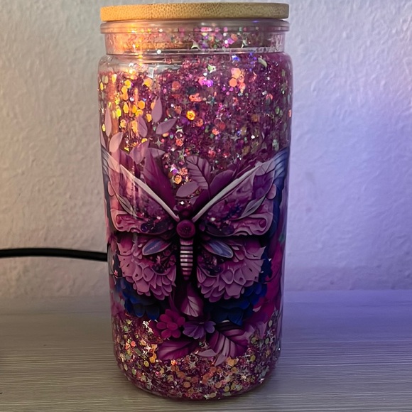 Purple Butterfly Glitter Snow Globe Tumbler - Picture 1 of 3